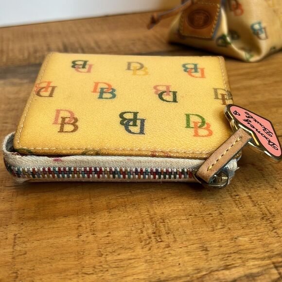 Vintage Dooney & Bourke Rainbow Heart Logo Y2K Canvas Leather Satchel - Picture 14 of 17